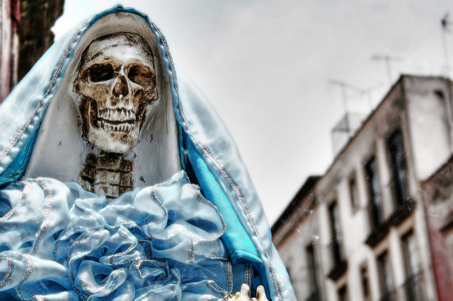 Oraciones a la santísima muerte